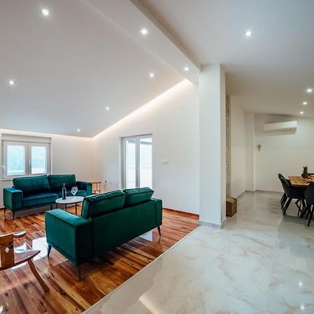 Apartman Mlikota Zagvozd Εξωτερικό φωτογραφία